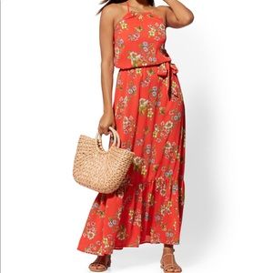 RED FLORAL HALTER MAXI DRESS IN BELL PEPPER RED